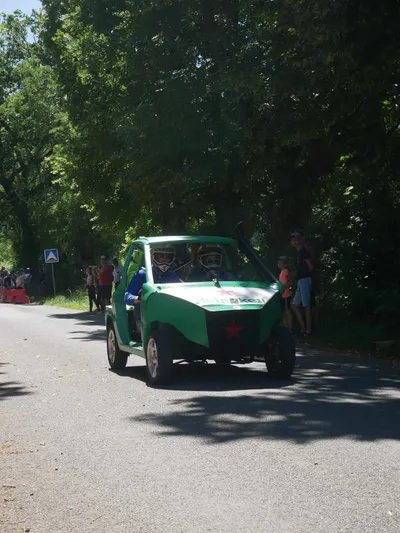 Une caisse à savon Heineken